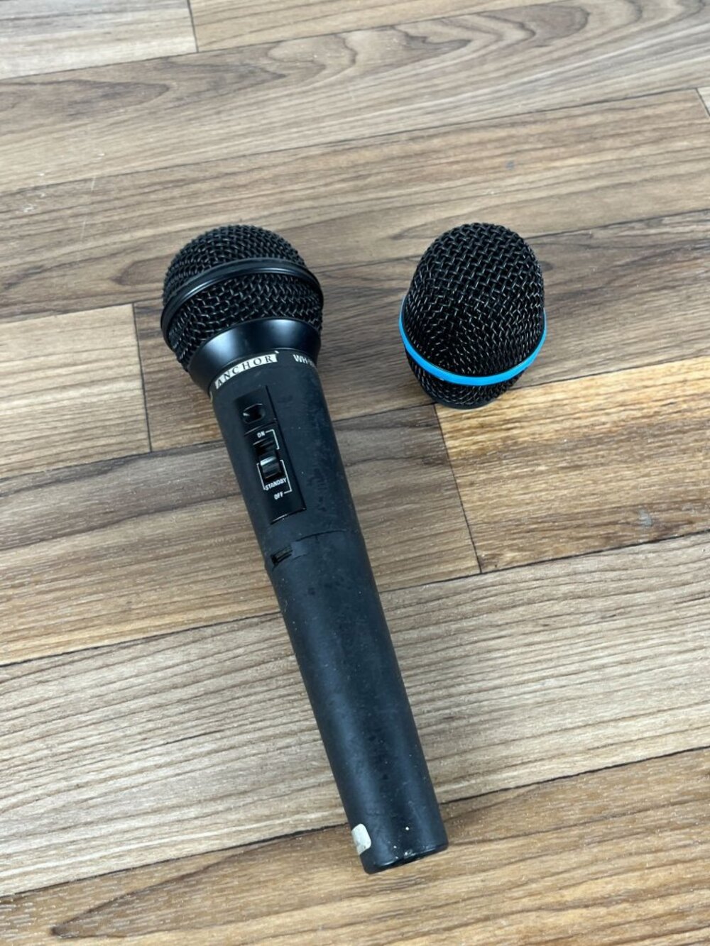 Anchor WH-LINK WH-1000 Handheld Wireless Microphone